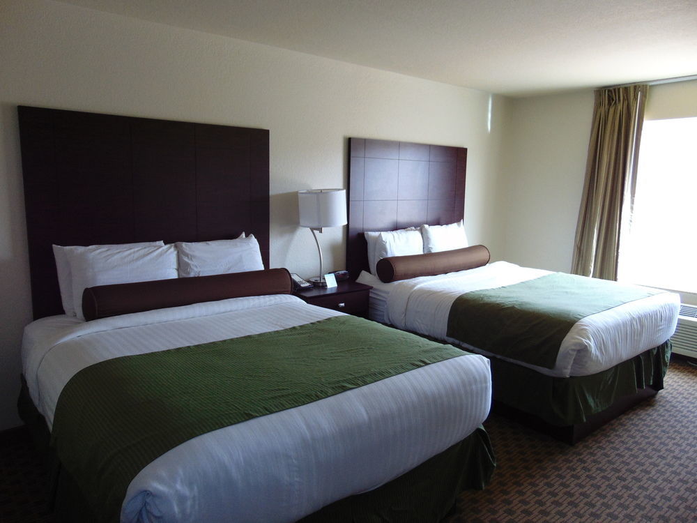 Cobblestone Inn&suites -