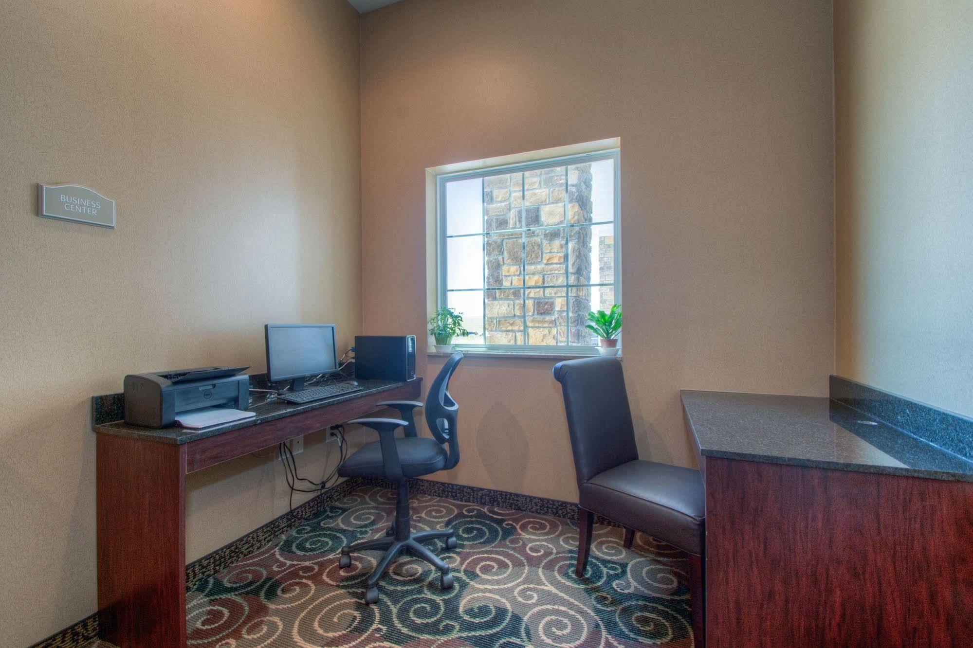 Cobblestone Inn&suites -