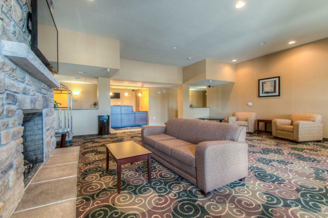 Hotel Cobblestone Inn&suites - 3*