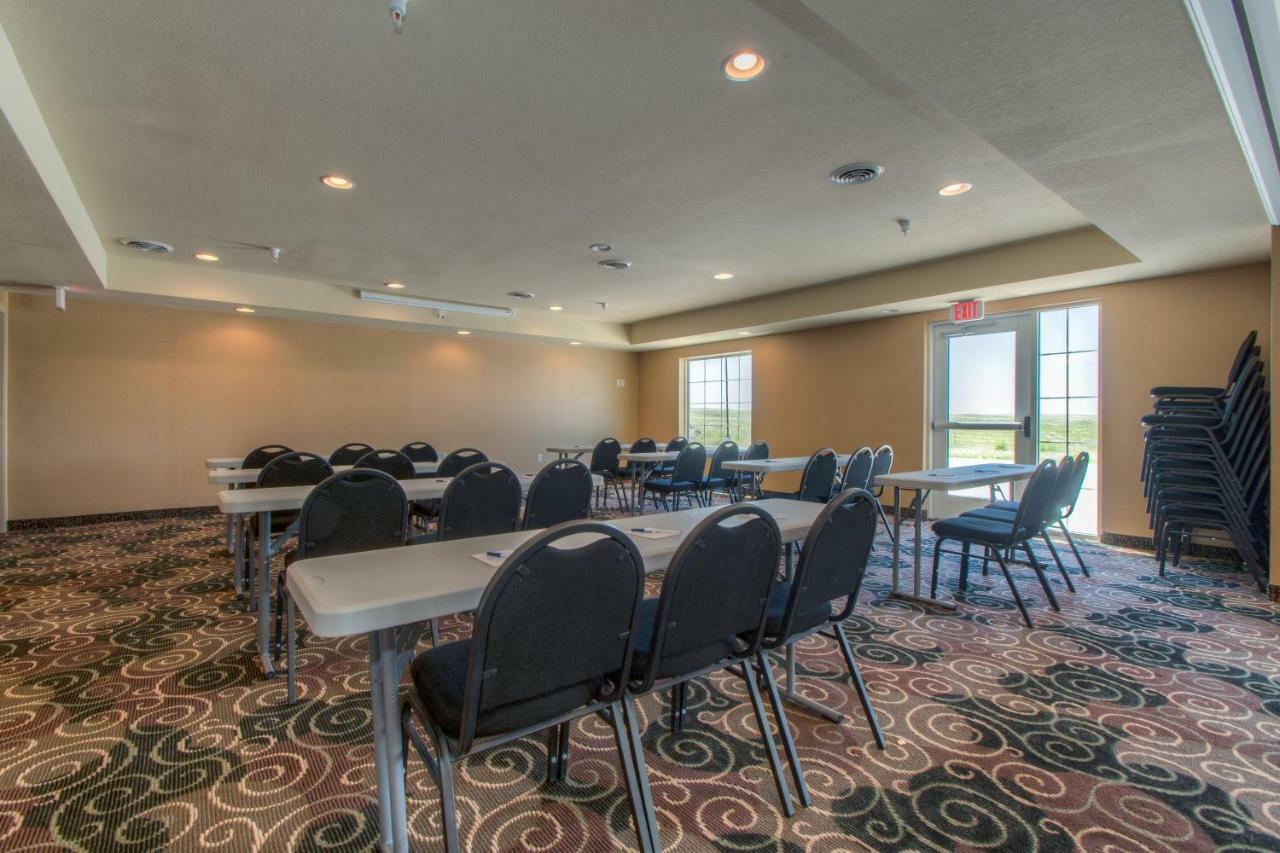 Cobblestone Inn&suites - Hotel