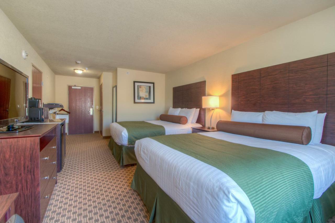Hotel Cobblestone & - Wray