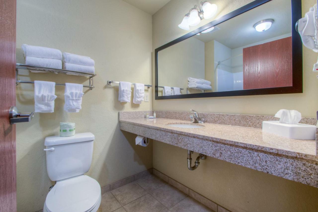 Hotel Cobblestone Inn&suites - 3*